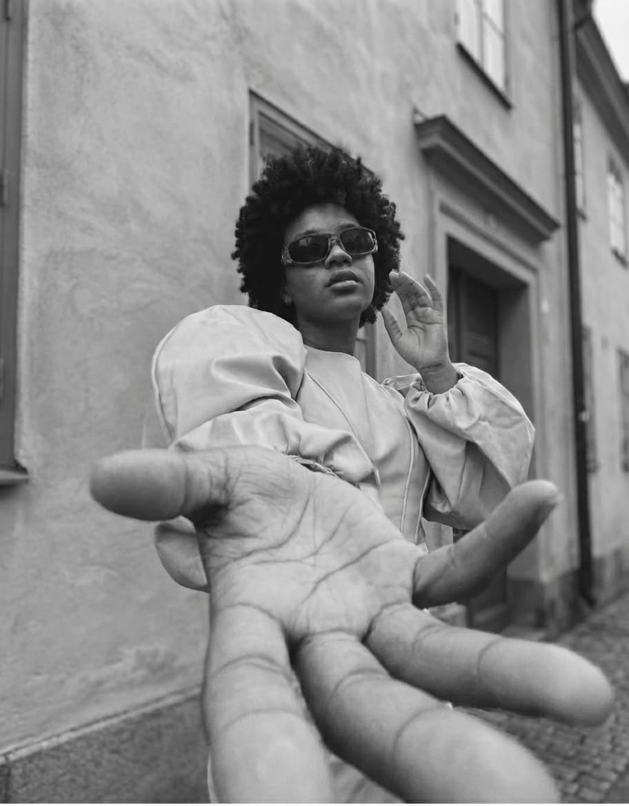 Every entry is automatically organized into beautiful, shareable galleries by category or custom tags.